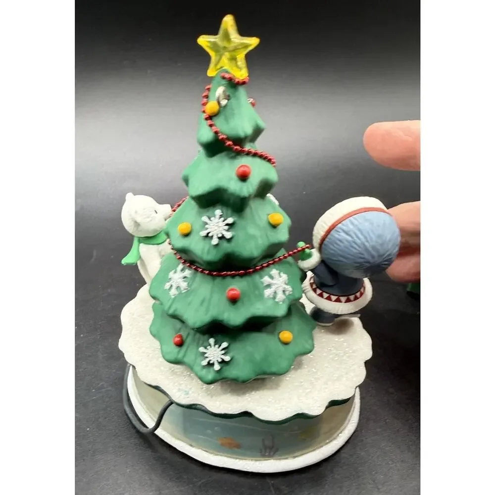 Hallmark Frosty Friends Trimming The Tree Magic Cord Ornament No Box EUC -Lo24